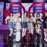 STAYC di online Showcase YOUNG-LUV.COM, Senin (21/2/2022). (Foto: Istimewa)