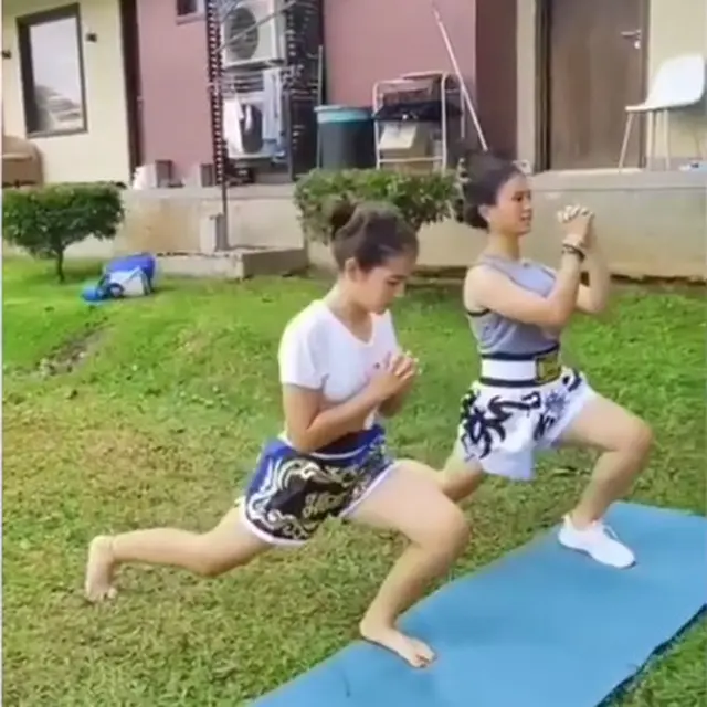 6 Potret Sandrinna Michelle saat Latihan Muay Thai, Curi Perhatian