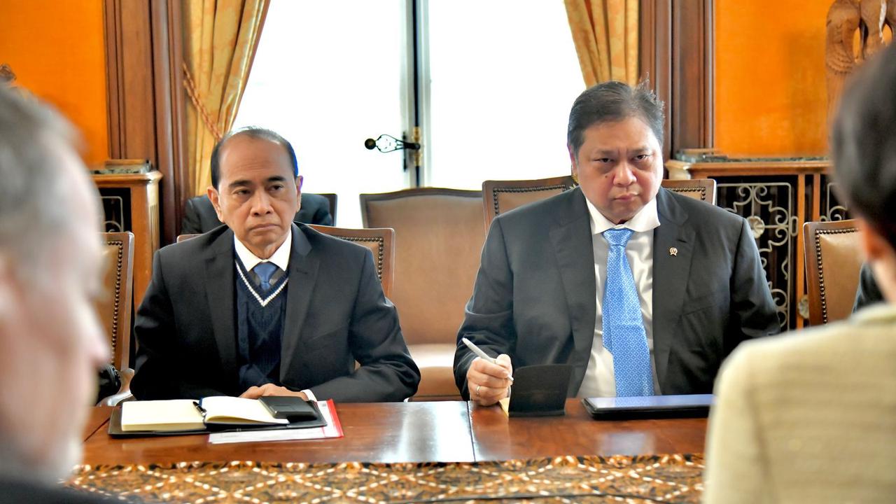 Menko Airlangga menghadiri Pertemuan OECD