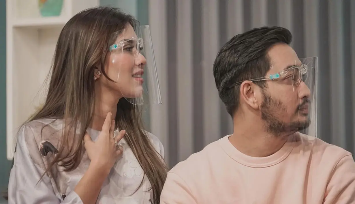 Syahnaz Sadiqah (Instagram/ritchieismail)