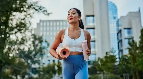 olahraga yoga bahagia bugar