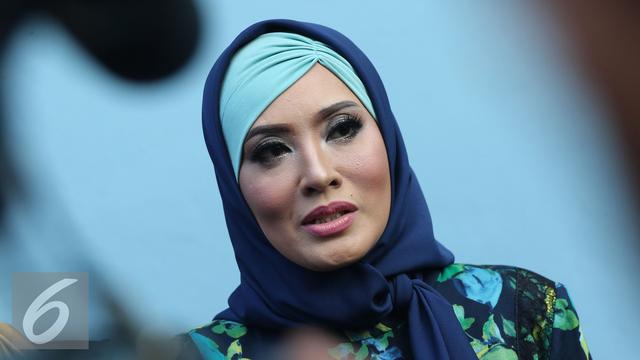 Ini Kata Elma Theana soal Makanan Jin Gatot Brajamusti - ShowBiz