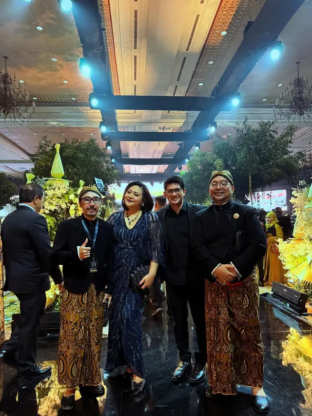 8 Artis Elegan Berbalut Gamis di Ngunduh Mantu Al Ghazali-Alyssa, Curi Perhatian