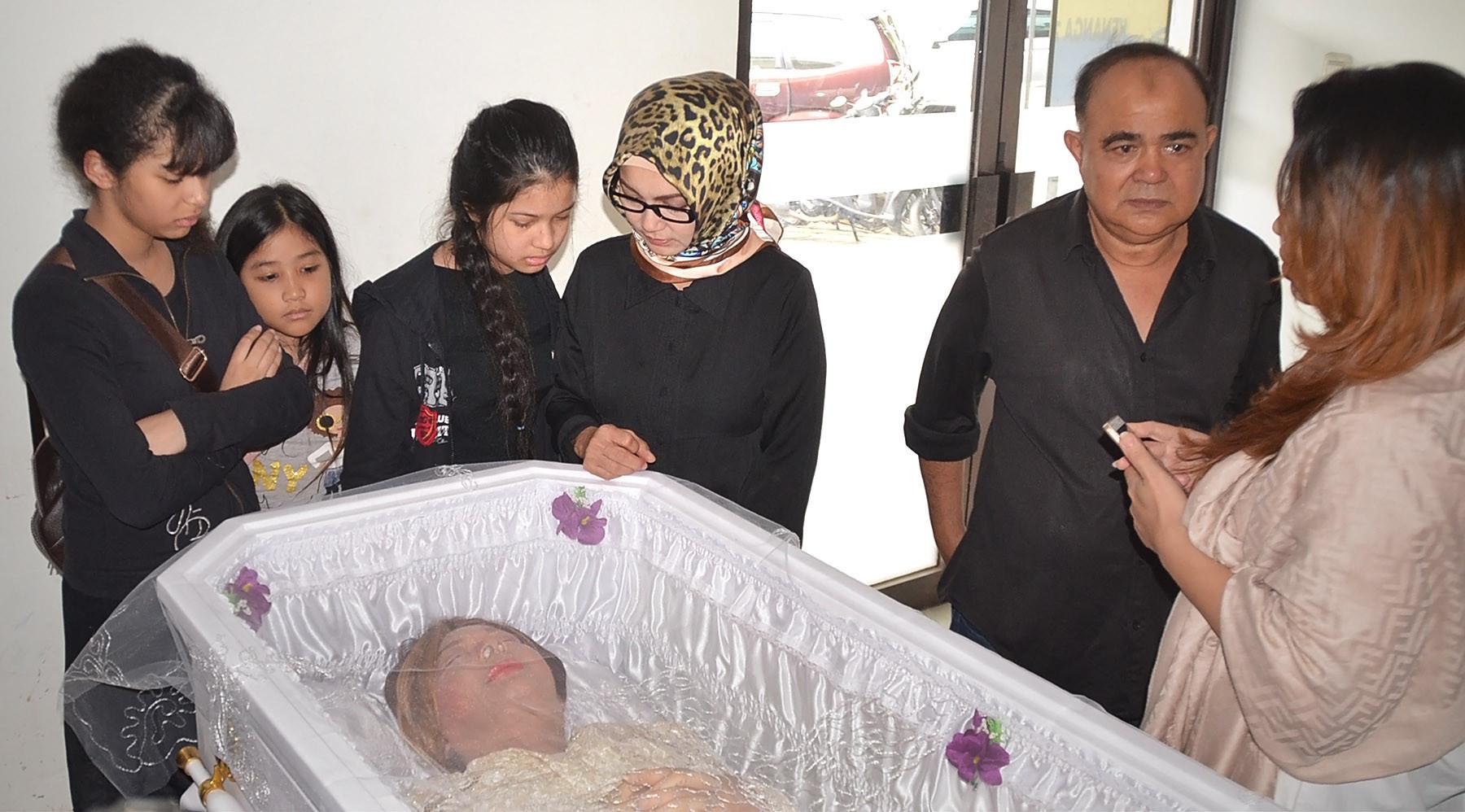 Catatan Kehidupan Yana Zein News Entertainment Fimela Com