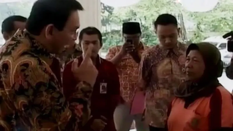 Minta Bantuan Ahok Karena Dipecat, Tukang Sapu Ini Malah Dimarahi