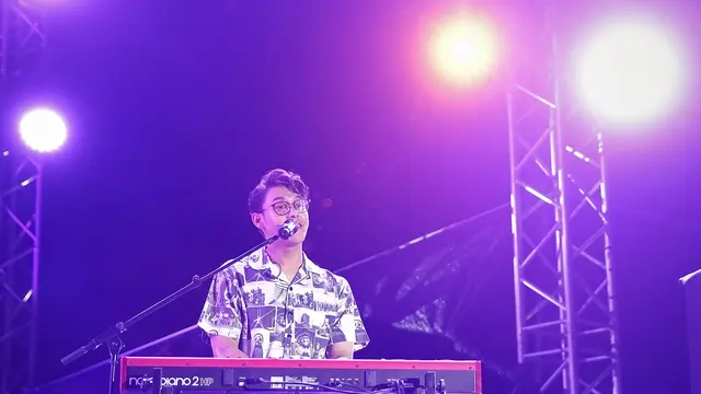 [Fimela] Ardhito Pramono Prambanan Jazz Festival 2019