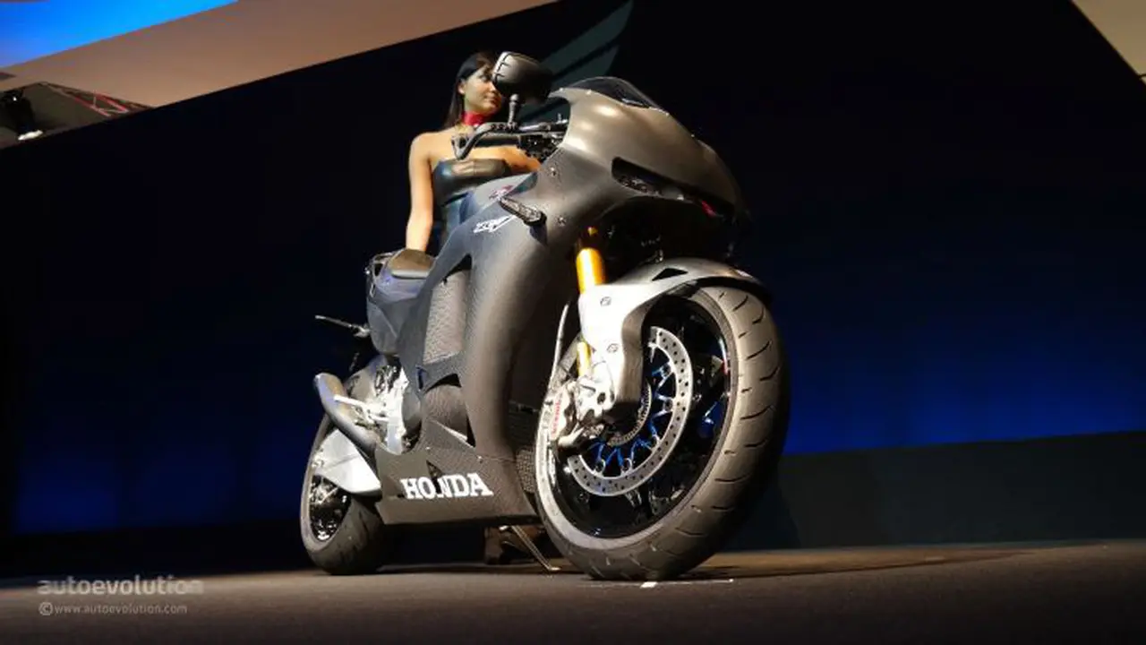 RC213V Versi Jalanan Lakoni Debut Perdana di EICMA 2014