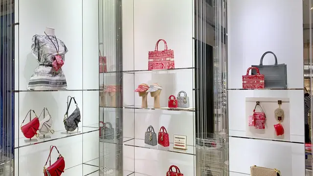 Koleksi Dioriviera dari Dior