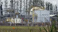 Suasana Sungai Kenawang Gas Plant di desa Kali Berau, Bayung Lencir, Kabupaten Musi Banyuasin, Sumatera Selatan, Sabtu (9/2). PT Pertamina Hulu Energi (PHE) resmi alih kelola 100 persen Wilayah Kerja Jambi Merang. (Liputan6.com/Helmi Fithriansyah)