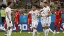 Para pemain Tunisia merayakan gol yang dicetak Ben Youssef ke gawang Panama pada laga grup G Piala Dunia di Mordovia Arena, Saransk, Kamis (28/6/2018). Tunisia menang 2-1 Panama. (AP/Pavel Golovkin)