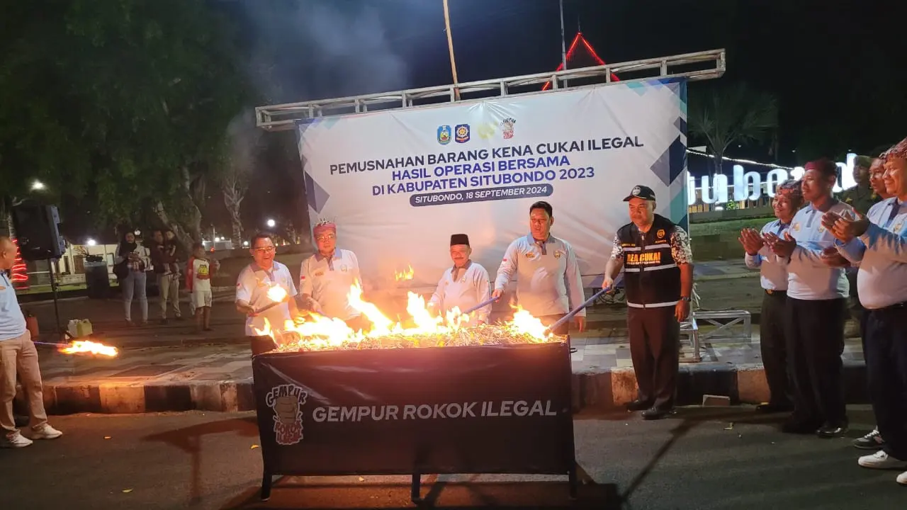 Puluhan ribu batang rokok ilegal dimusnahkan kantor Bea Cukai Jember (Istimewa)
