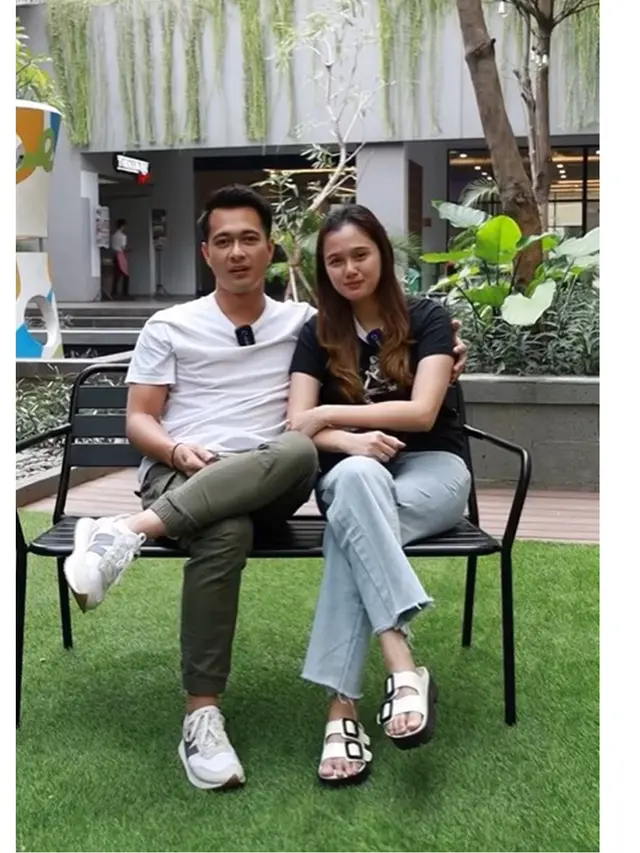6 Potret Kebersamaan Eza Gionino dan Meiza Aulia Coritha Sebelum Gugat Cerai