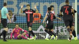 Bek tengah Kroasia berusia 23 tahun, Josip Stanisic didatangkan Bayer Leverkusen dari Bayern Munchen dengan status pinjaman selama semusim hingga akhir musim 2023/2024. Telah bermain dalam 21 laga di semua kompetisi, ia telah mencetak 1 gol dan 3 assist. Gol tersebut dicetak ke gawang klub yang meminjamkannya, Bayern Munchen pada laga pekan ke-21 Bundesliga 2023/2024 (10/2/2024) saat Leverkusen menang 3-0. (AFP/Sascha Schuermann)