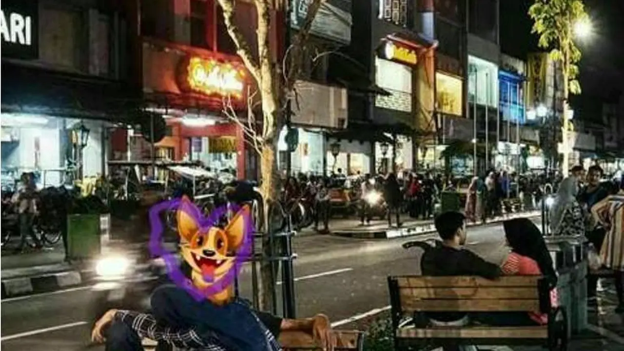 Bikin Tepok Jidat, Begini Gaya ABG Pacaran di Jalan Malioboro 
