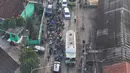 Sebagai solusi jangka panjang, proyek pembangunan jalan khusus truk tambang tengah dikebut pemerintah setempat. (merdeka.com/Arie Basuki)
