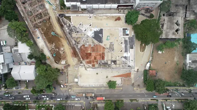 Pengerjaan proyek Revitalisasi Taman Ismail Marzuki (TIM) terus mengalami kemajuan.
