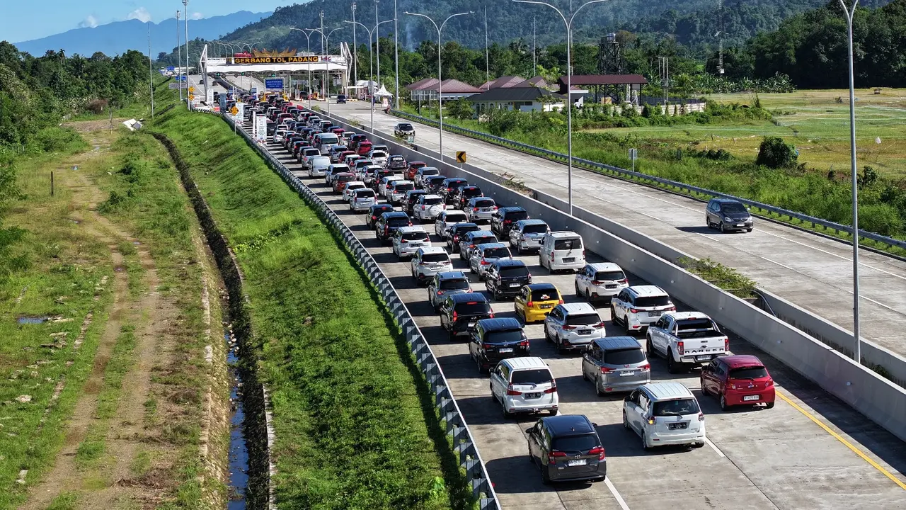 2,9 Juta Kendaraan Wara-Wiri di Tol Trans Sumatera Selama Mudik dan Balik Lebaran 2025