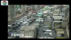 Sebagian kendaraan merupakan kendaraan pribadi. Diperkirakan mereka hendak menuju kampung halaman atau menuju tempat wisata untuk mengisi liburan natal dan tahun baru.