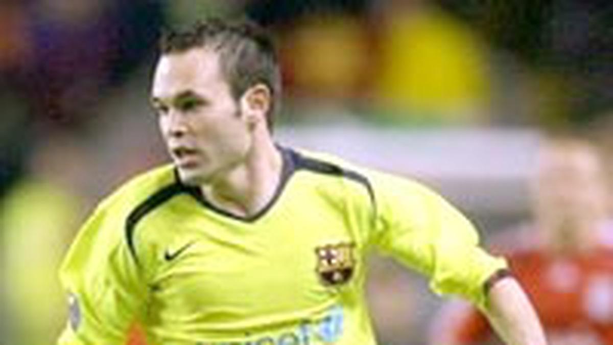 Iniesta Enggan ke Bernabeu