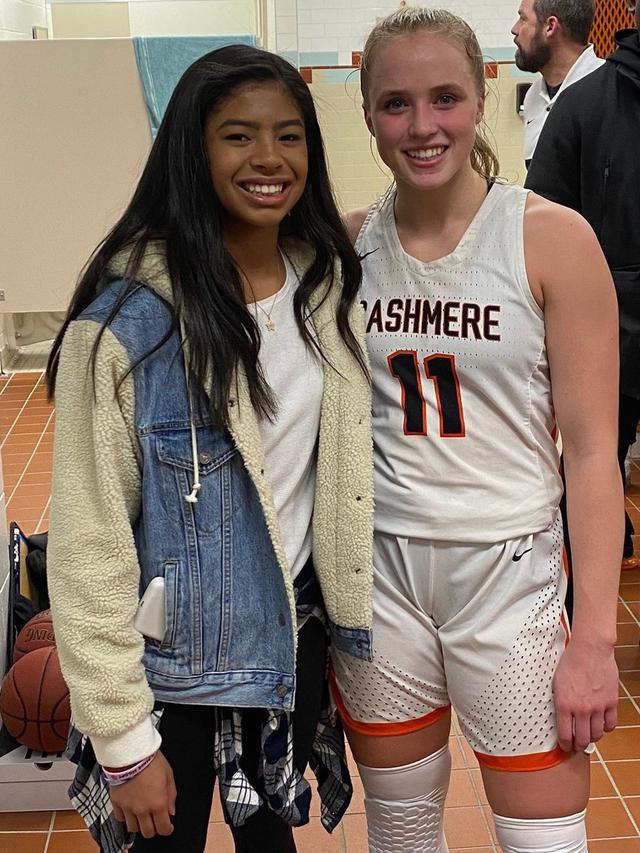 Gianna berlatih basket di Mamba Sports Academy milik Kobe Bryant (https://www.instagram.com/p/B7M_zAlHZPI/)