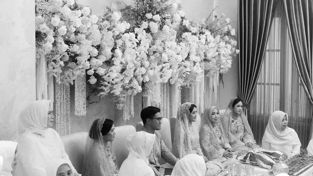 Sang Kakak Jadi Wali Nikah, Ini 6 Kebersamaan Erina Gudono dan Allen Gudono