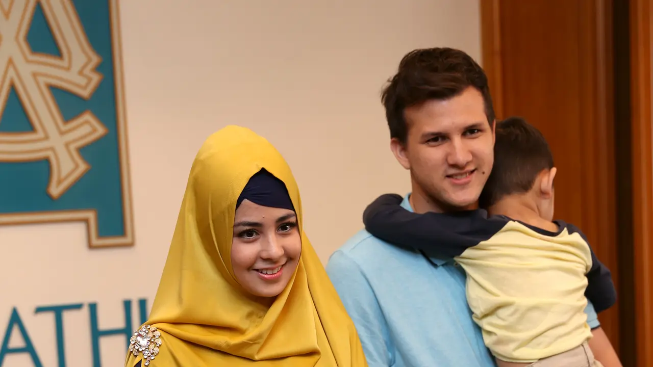 Stuart Collin dan Risty Tagor