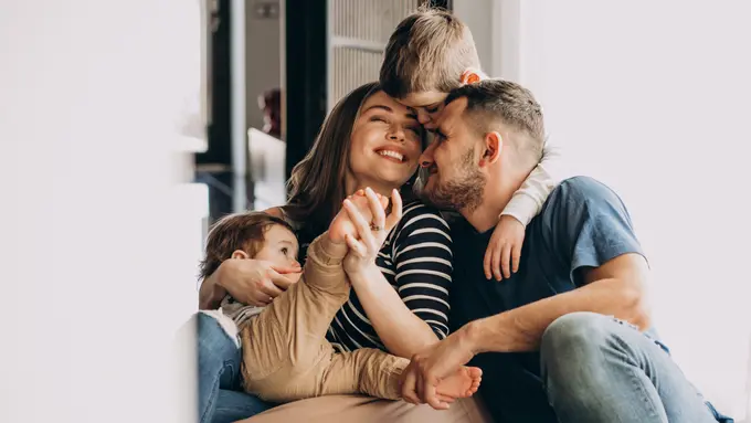 5 Perbedaan Cara Mendidik Anak antara Generasi Milenial dan Boomer