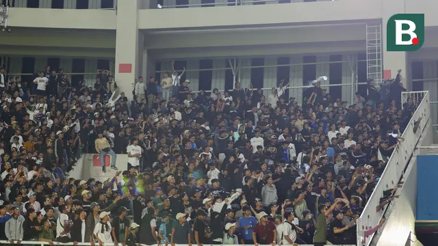 FOTO Penonton dalam Laga Persis Solo Vs PSIS