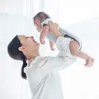 Ilustrasi ibu dan anak/copyright shutterstock