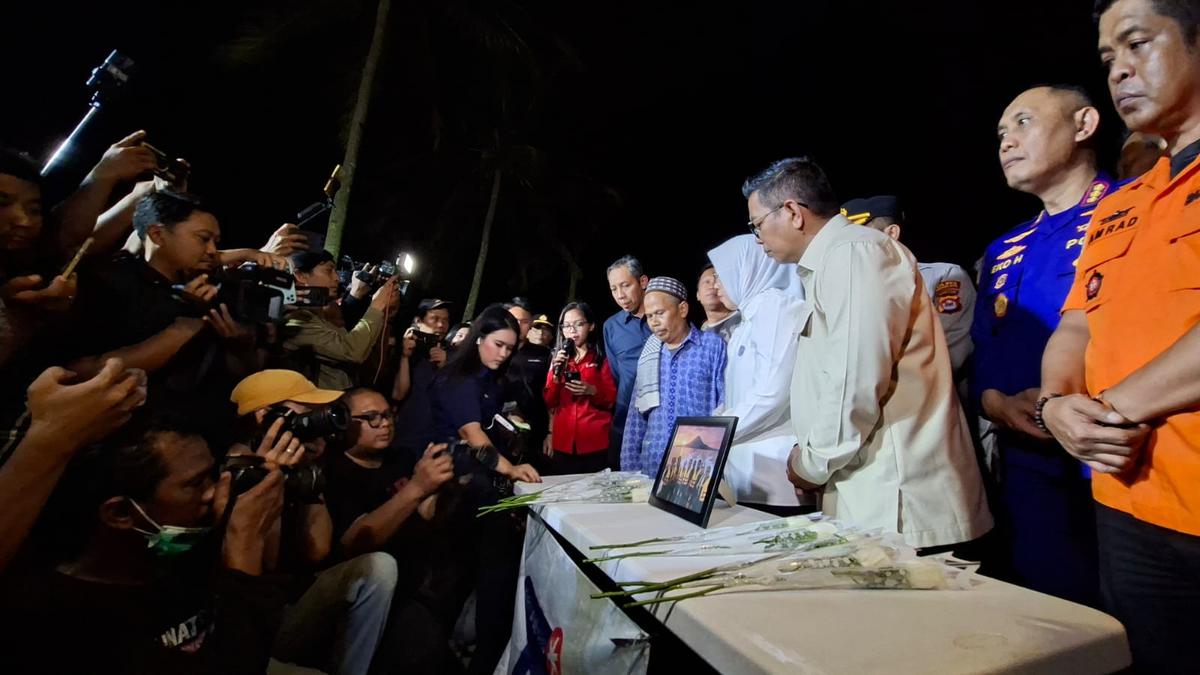 Mawar Putih dan Doa Kembali Selamat untuk 5 Jurnalis Hilang di Selat Sunda