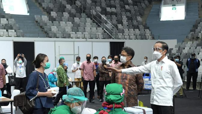 Pengusaha soal Vaksinasi Berbayar: Sah-sah Saja buat yang Mampu - Vimarsana News