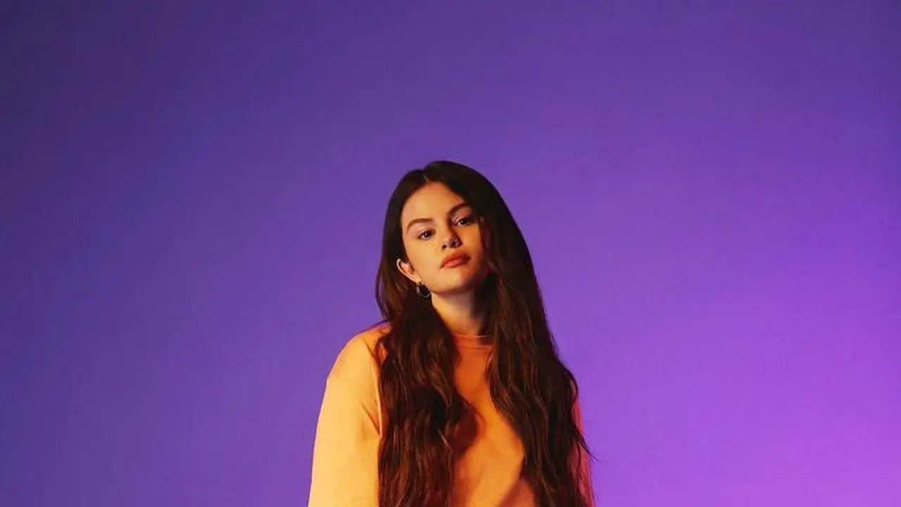 Patahkan Stigma, Selena Gomez akan Luncurkan Platform Kesehatan Mental