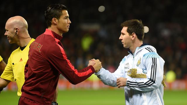 Momen Keakraban Cristiano Ronaldo dan Lionel Messi yang Pernah Tertangkap Kamera