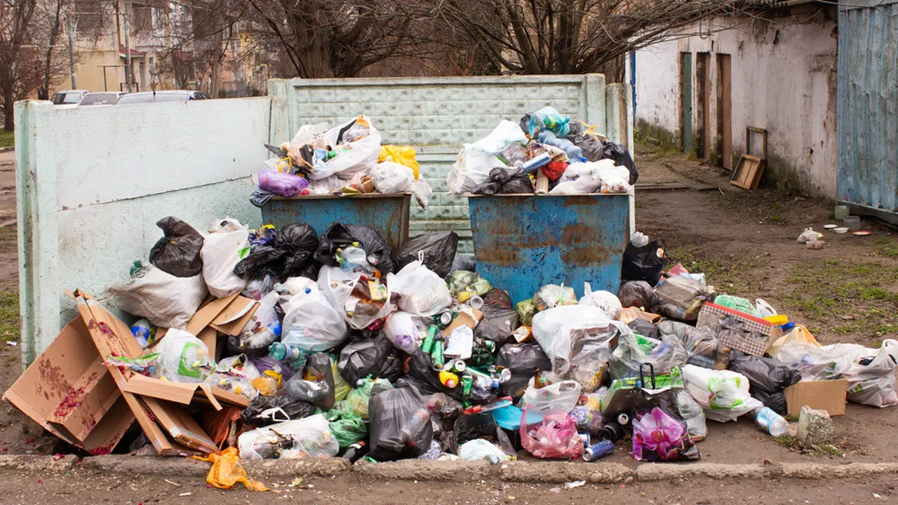 Sampah Plastik.