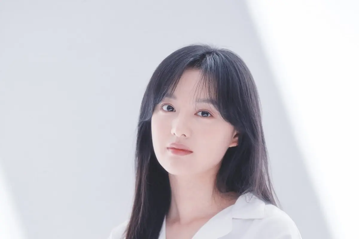 Kim Ji Won. (SALT Entertainment via Soompi)