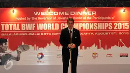 Presiden BWF Poul Erik Hoyer memberikan sambutan saat acara Welcome Dinner penyambutan Kejuaraan Dunia Bulutangkis 2015 di Gedung Balai Kota, Jakarta, Sabtu (8/8/2015).(Liputan6.com/JohanTallo)