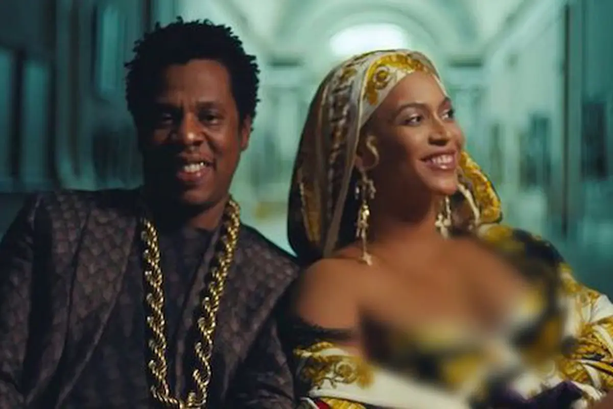 Beyonce kenakan anting karya Rinaldy Yunardy/copyright instagram.com/rinaldyyunardyofficial