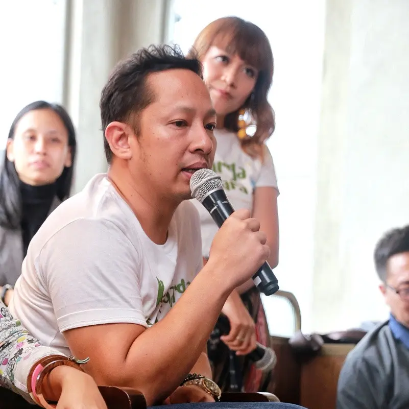 Di kawasan Gunawarman, Jakarta Selatan, Ringgo mengaku tidak sabar menjalani proses syuting film yang kisahnya pernah memikat hati pemirsa dan pastinya masih melekat hingga sekarang ini. (Adrian Putra/Bintang.com)