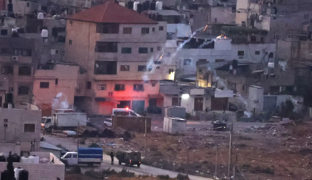 Militer Israel menuduh Khroushah telah menembak mati dua pemukim Israel, yang bernama Halel Menachem Yaniv dan saudaranya, Yagel Yaakov Yaniv, pada Februari lalu saat keduanya berkendara melintasi kota Huwara, Tepi Barat. (AFP/Jaafar Ashtiyeh)