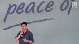 CEO Asuransi Astra Rudy Chen memberikan paparan pada peluncuran aplikasi Garda Mobile Otocare yakni Garda Mall, di Jakarta, Kamis (19/9/2019). Asuransi Astra merumuskan 10 tahap dalam siklus pemilik kendaraan dan kini Otocare 5.0 mampu memenuhi semua tahap kebutuhan. (Liputan6.com/HO/Eko)