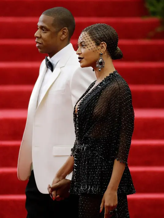Mengingat saat ini anak pertama mereka, Blue Ivy sudah duduk di bangku sekolah, Jay Z pun turut berperan mengantar dan jemput Blue ke sekolah. Seperti yang dikatakan sumber, banyak  hal yang harus dilakukan Jay Z. (AFP/Bintang.com)