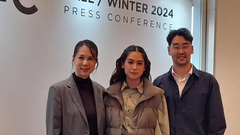 Uniqlo:C Fall/Winter 2024 Kembali Luncurkan Ragam Rok Lipit, Jadi Primadona Maudy Ayunda