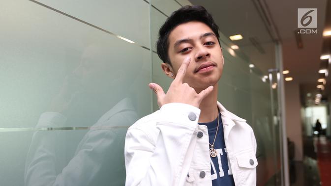 Lelah Dibohongi Bastian Steele Mengaku Saat Ini Jomblo Showbiz Liputan6 Com This playlist has no tracks yet. lelah dibohongi bastian steele mengaku