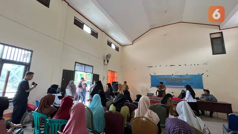 Sosialisasi SP4N-Lapor di Kelurahan Riko