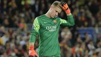 Kiper Marc-Andre ter Stegen dipastikan absen dalam laga leg kedua babak 32 besar Copa del Rey kontra Villanovence, Kamis (3/11/2015) dini hari WIB. Ter Stegen mengalami cedera lutut. (AFP/PAU BARRENA)