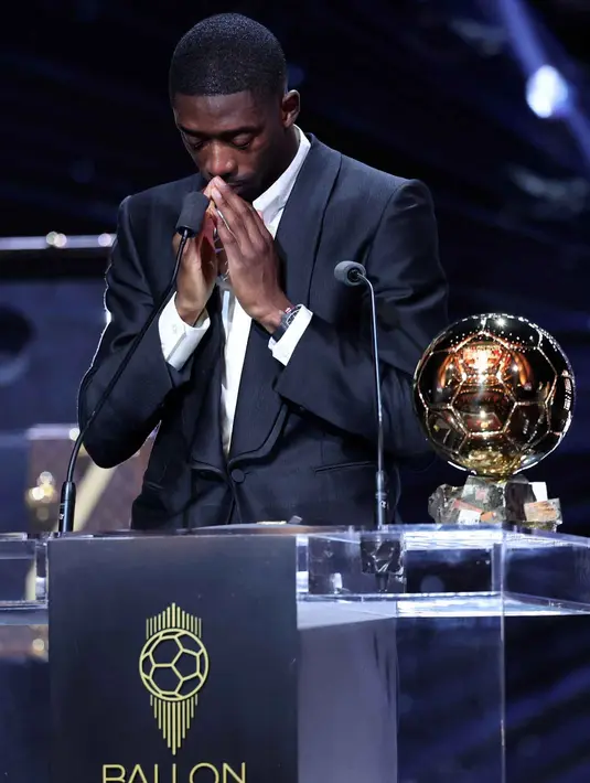 Kontribusi Ousmane Dembele membawa Les Parisiens meraih empat gelar sekaligus di musim 2024/2025, di antaranya Liga Prancis, Piala Prancis, Piala Super Prancis, serta Liga Champions. (Franck FIFE/AFP)
