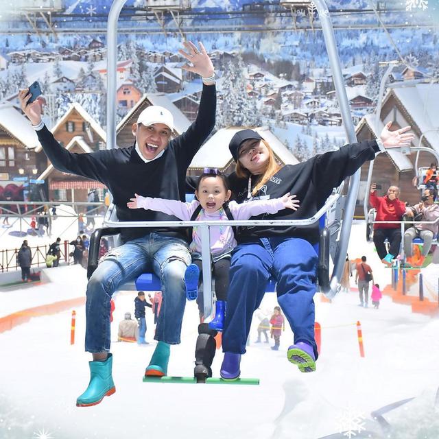 Curi Perhatian, Ini 6 Potret Gemas Shabira Alula Bocah 3 Tahun yang Viral di TikTok