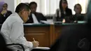 Majelis Hakim Pengadilan Tipikor menjatuhkan vonis 8 tahun penjara dan denda Rp 300 juta subsider tiga bulan kurungan kepada mantan Ketum Demokrat, Anas Urbaningrum, Jakarta, (24/9/14). (Liputan6.com/Miftahul Hayat)