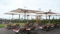 Renaissance Bali Uluwatu Resort and Spa menghadirkan klub pantai ramah keluarga di Pantai Pandawa (Liputan6/pool/Roosterfish)