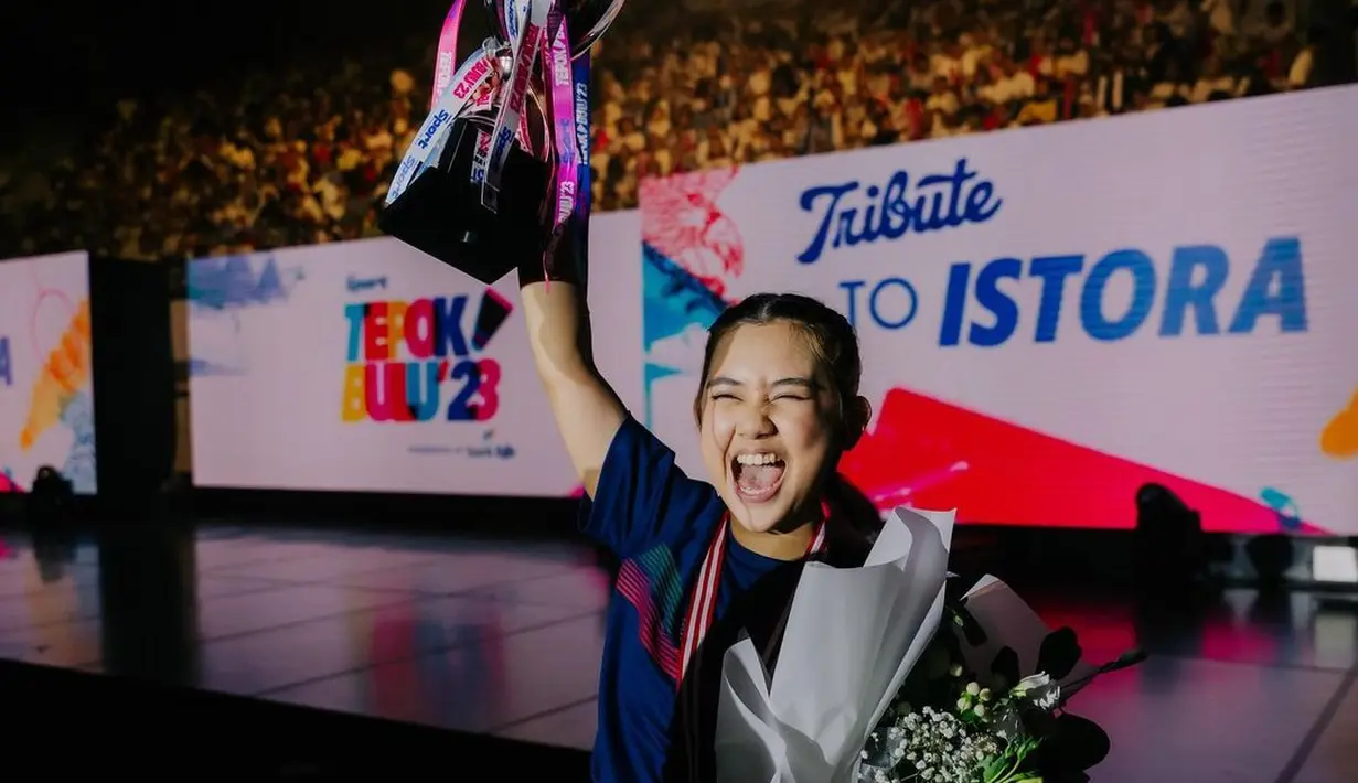 Ziva Magnolya tampil dengan gaya khasnya yang playful dengan vibes sporty ala atlet [@zivamagnolya]